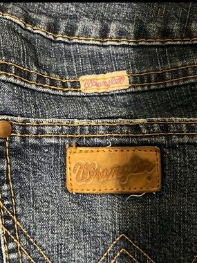 Women's Wrangler Jeans